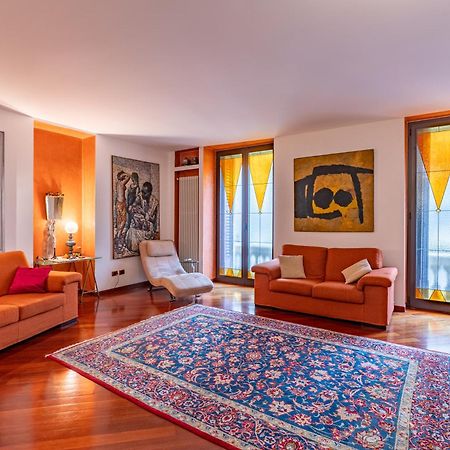 Appartamento Magnifico - Porta Venezia - Wifi Milánó Kültér fotó